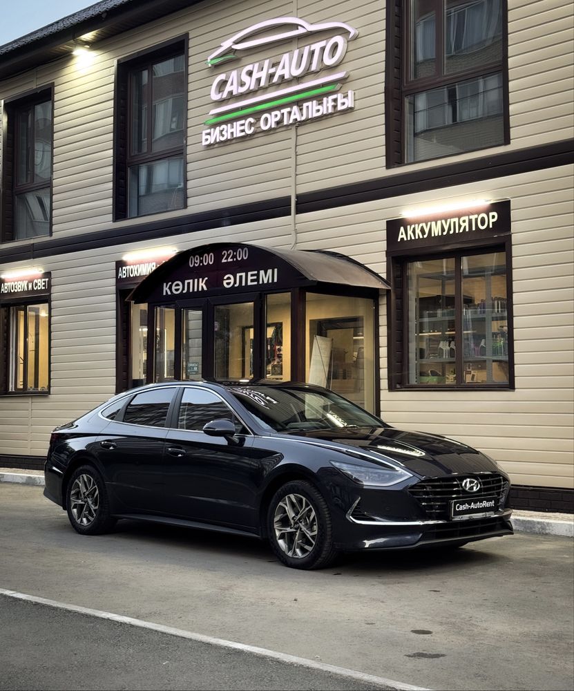 Авто Без водителя Hyundai Accent  прокат аренда автомобилей Автопрокат