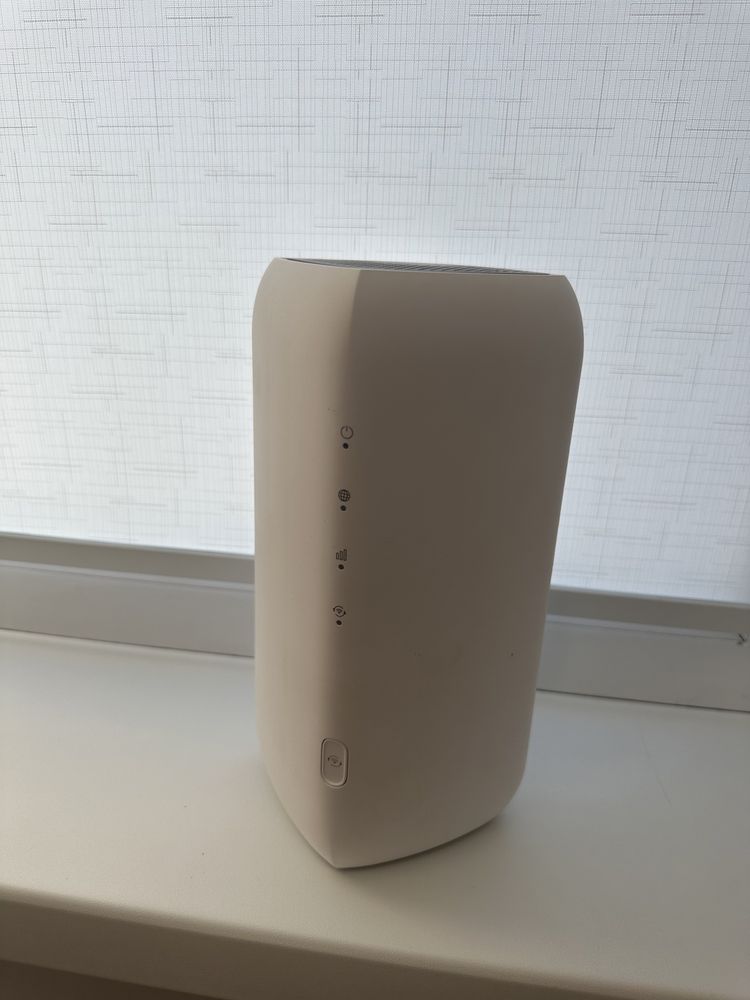 Продам 5G Роутер Zyxel NR5103EV2, или обмен на AirPods