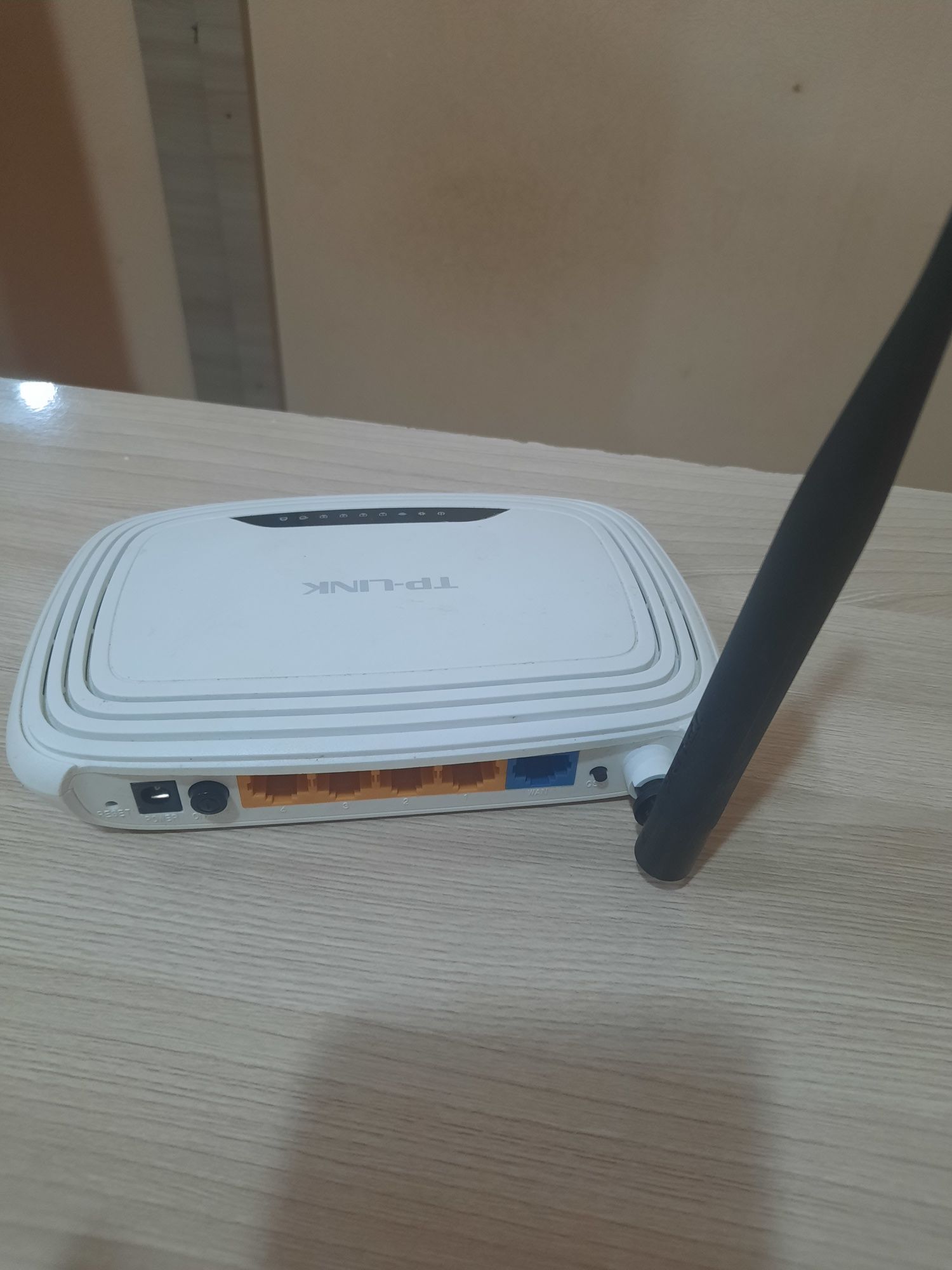 Продам Wi-Fi роутор