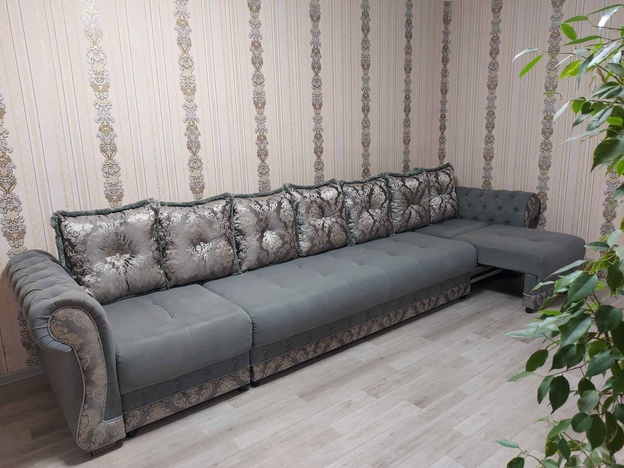 Продам диван в отличном состоянии
