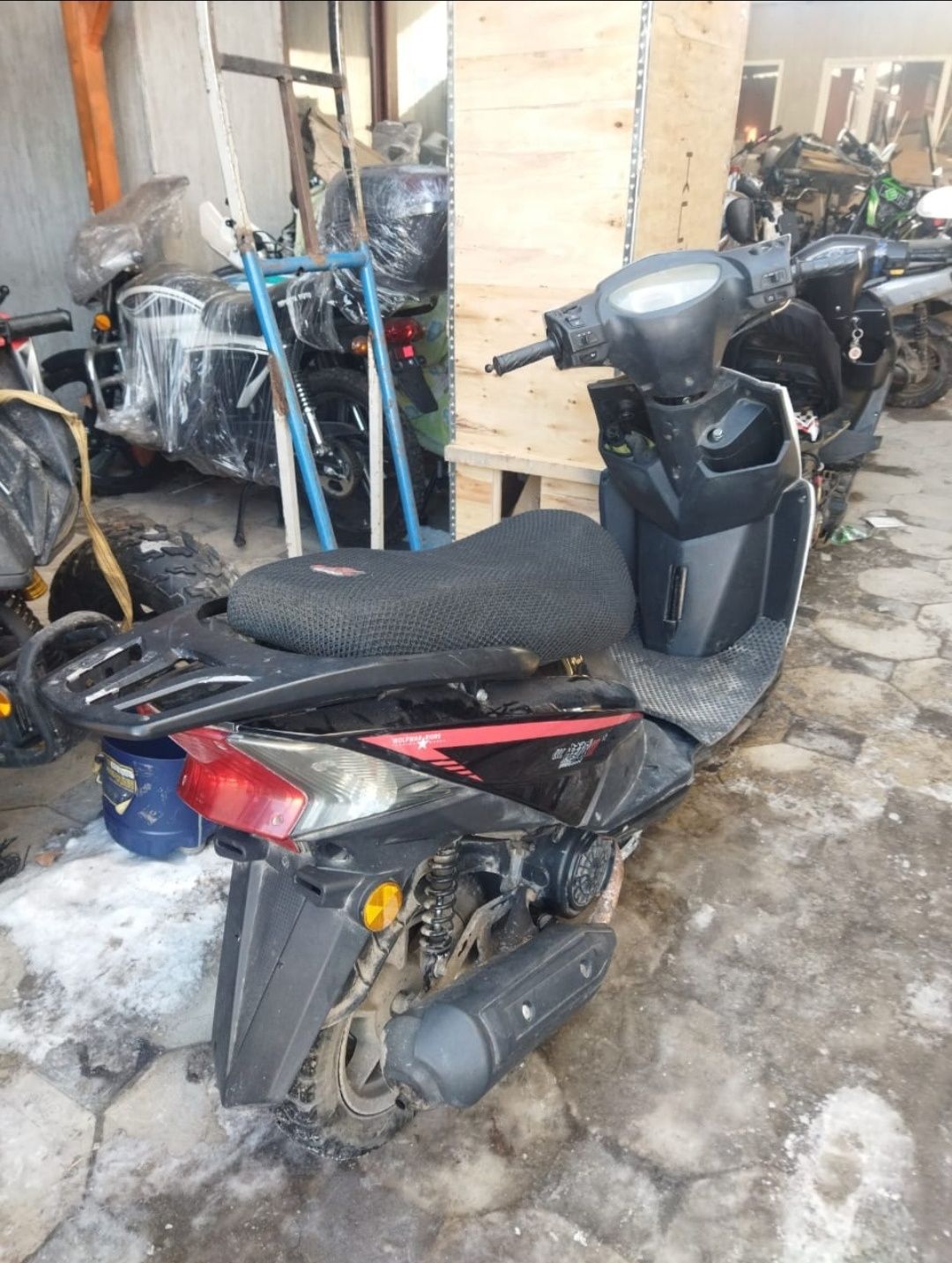 Продам мопед с документами