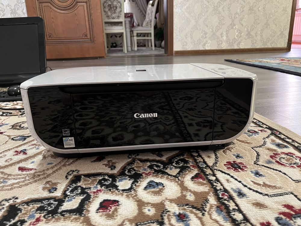 HP моноблок (компьютер)