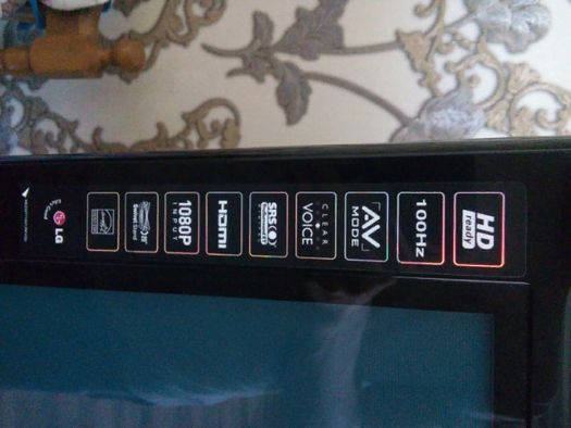 Продам плазменный телевизор LG
