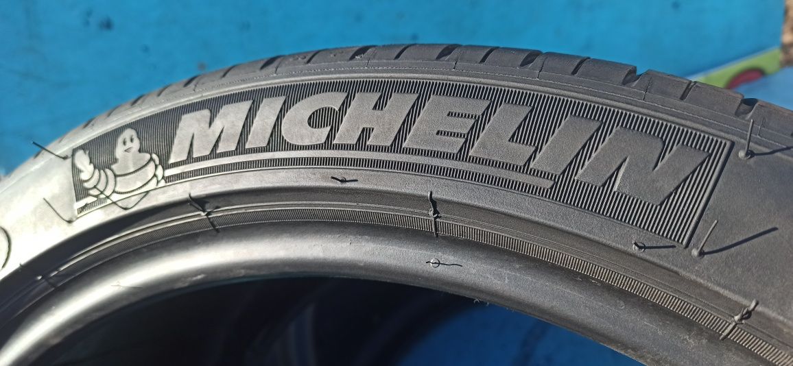 Шины  295/30 R19 Michelin из Германии