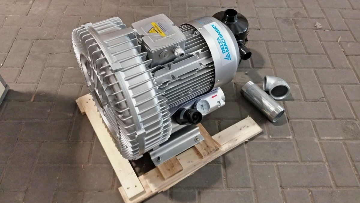 Вихревой вакуумный насос VP-5500