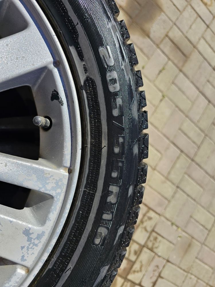 Продаю шины с дисками на Лада Веста 255/55 R16