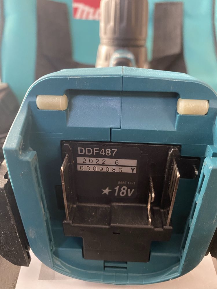 Шуруповерт Makita DDF 487