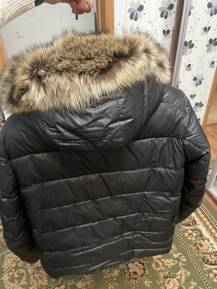 Продам зимнюю куртку