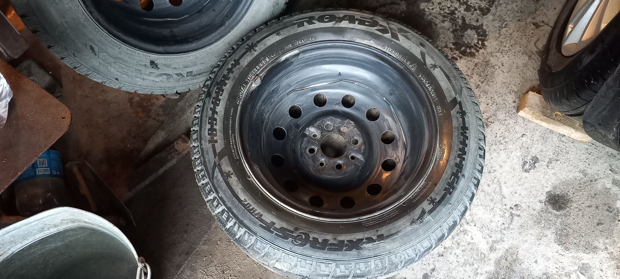 Диски автомобильные б/у R14 на ладу гранту.