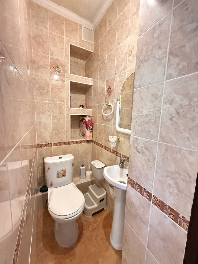 Продается 3 ком .квартира в районе мед.университе