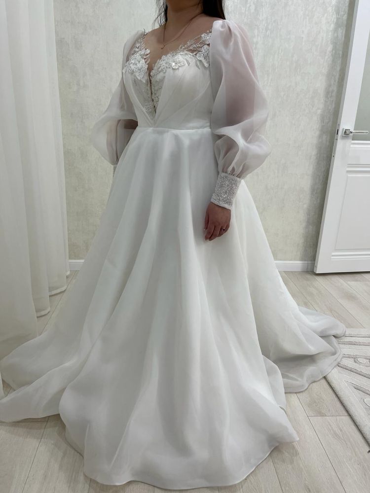 Продам сводебное платье
