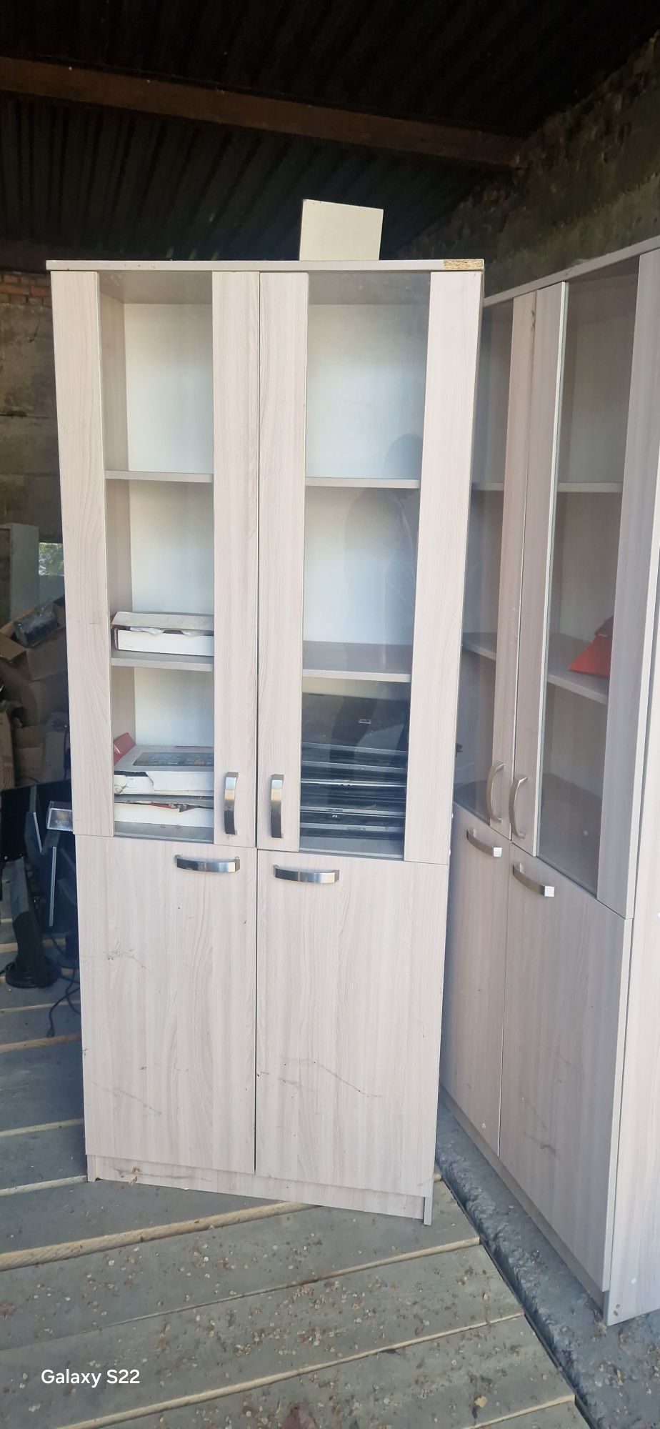 Продам шкафы для офиса. Торг на месте осталось несколько штук.
