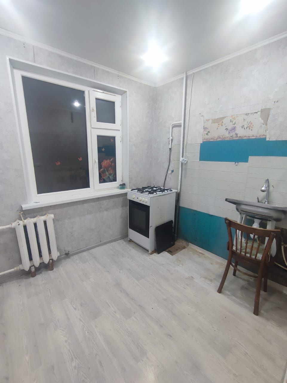 Продам  1 ком.квартиру Автопарк