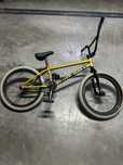 Велосипед KINK BMX