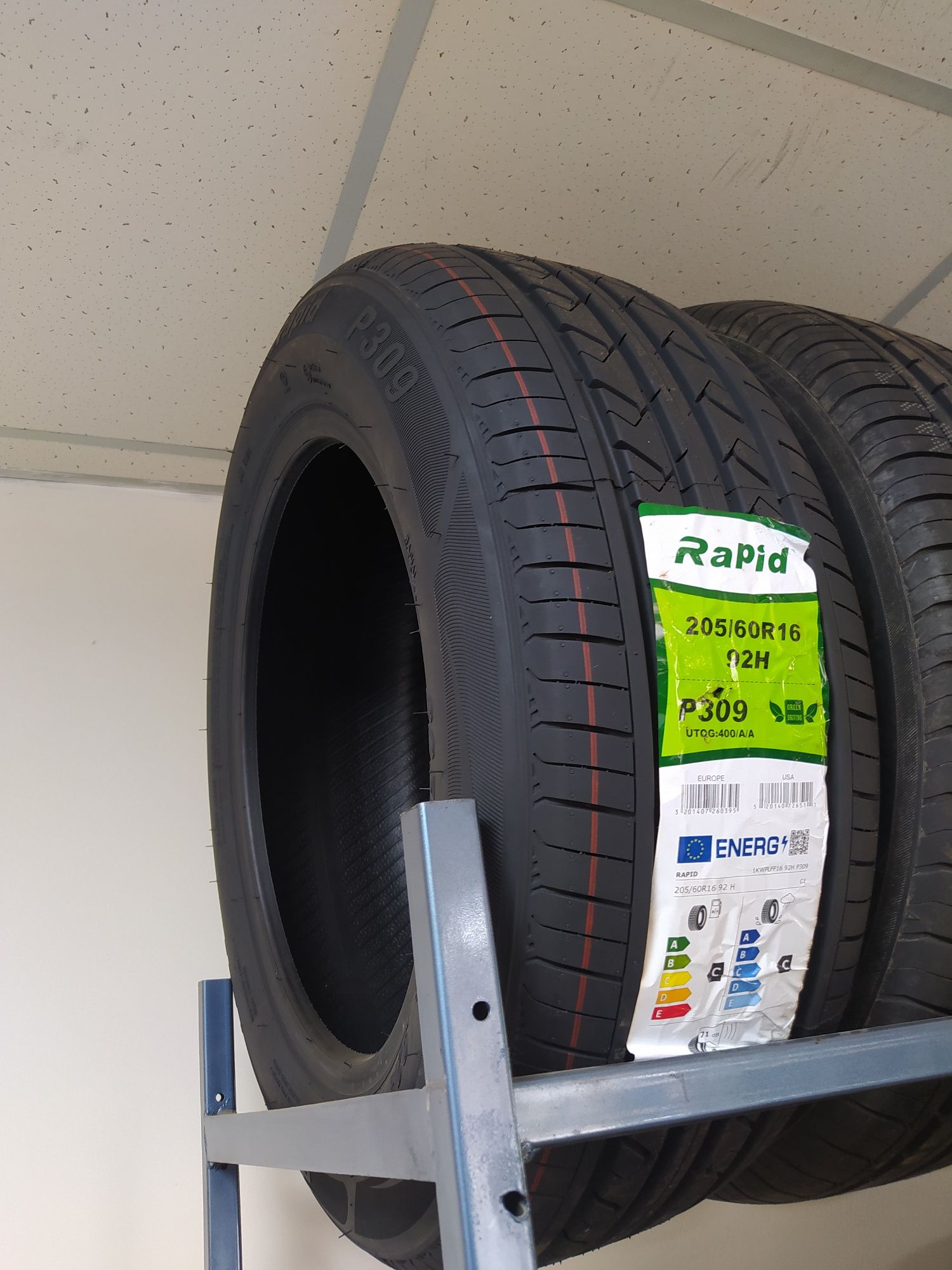 Rapid 205/60R16 P309 92H