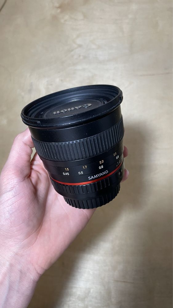 Samyang 50mm 1.4 мануальный
