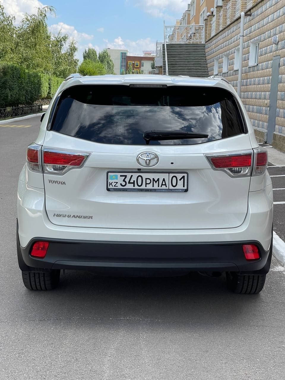Toyota Highlander 2.7 2014