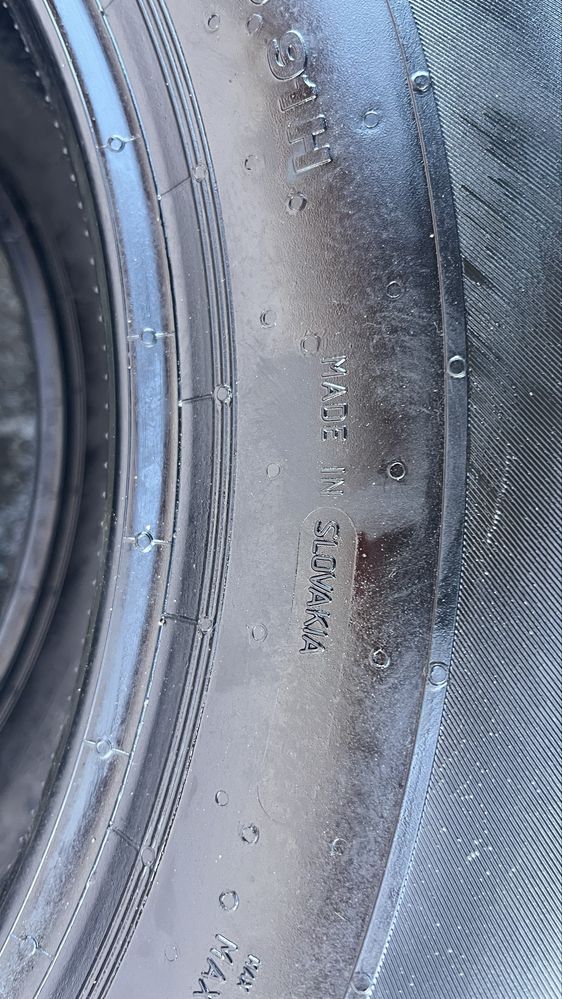 Шинына  R15 195/65 летние