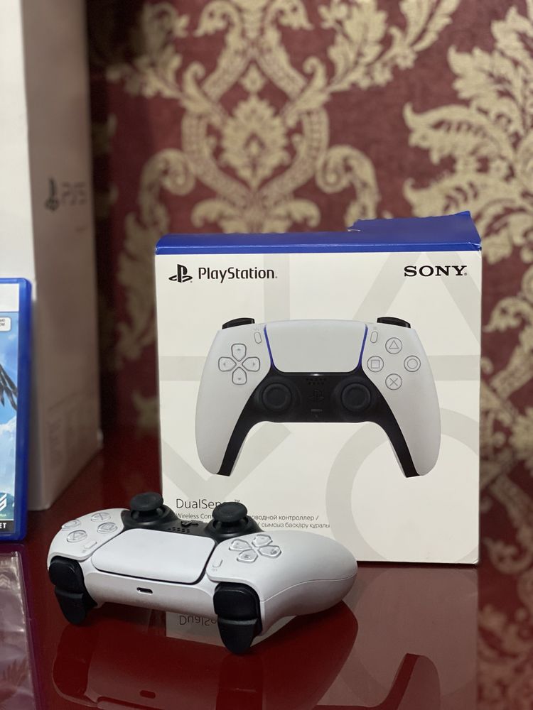 Sony PS 5 с дисководом