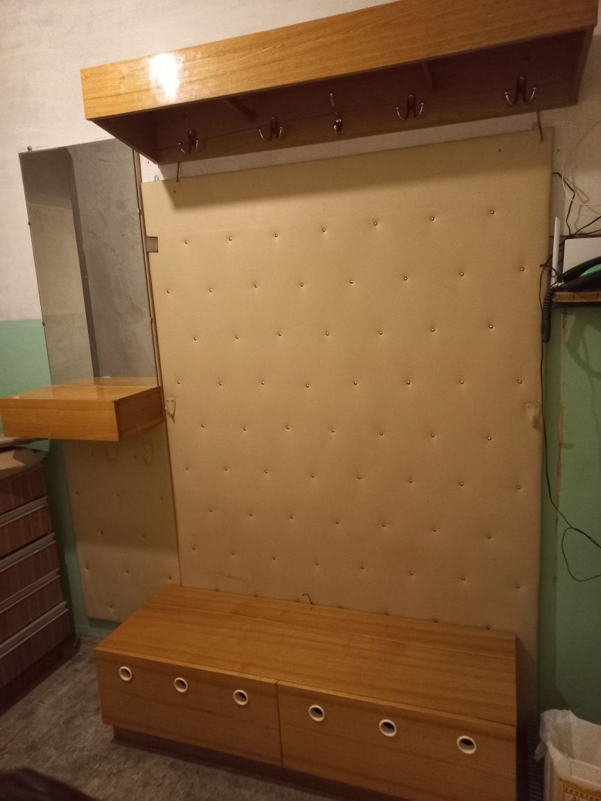 Прихожая,    б/у