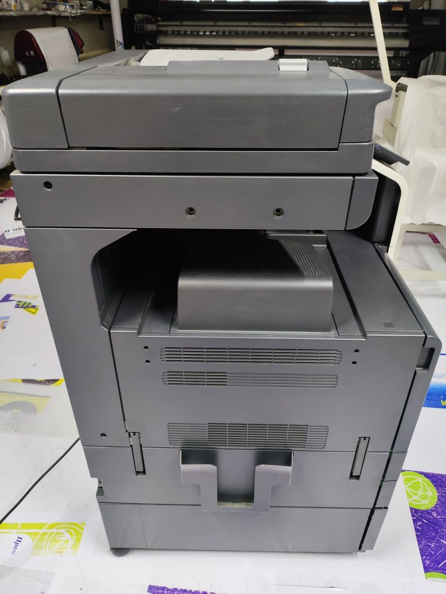 Полноцветное лазерное МФУ Konica Minolta C250i
