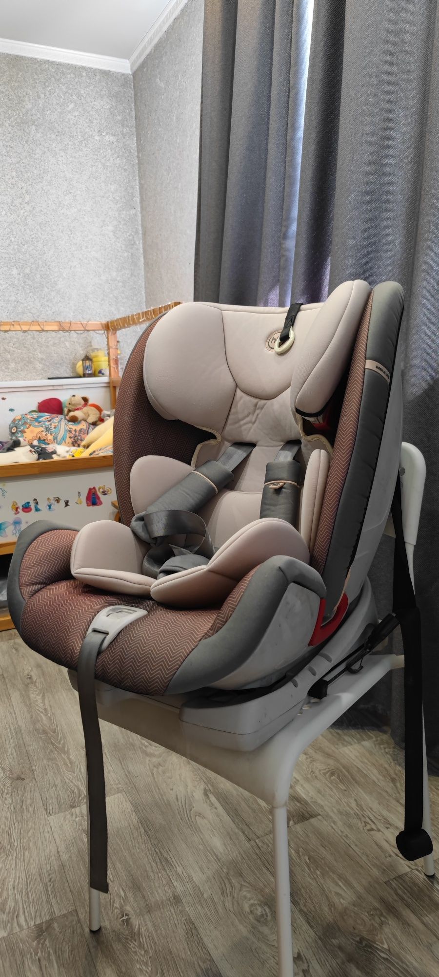 Автокресло Happy Baby Joss Gray
Автокресло Happy Baby Joss Gray
Автокр