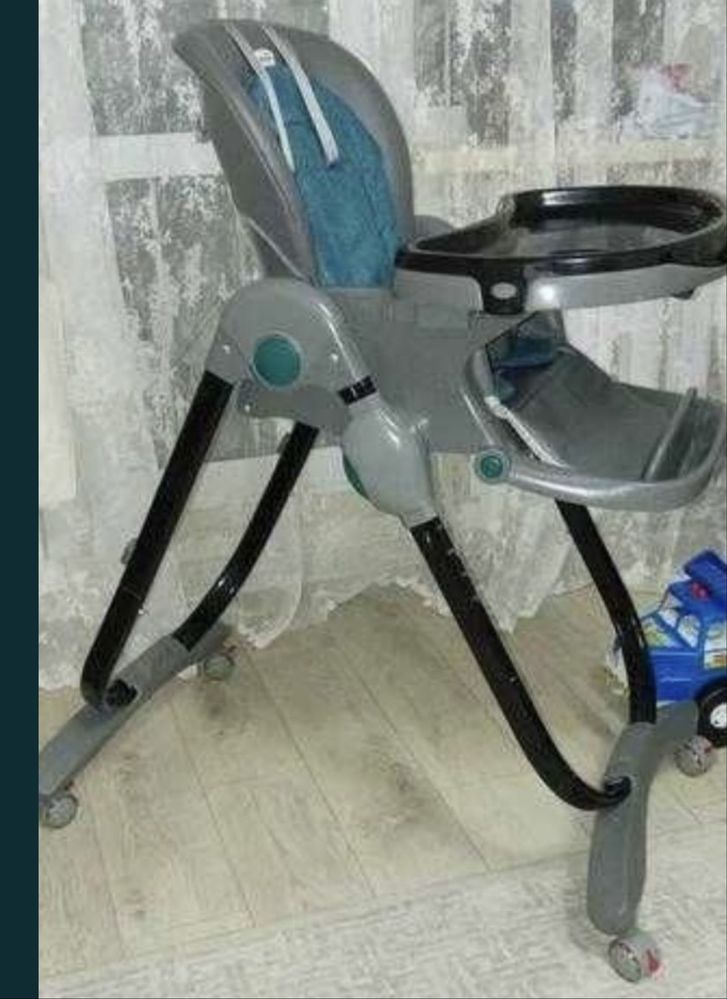 Продам детский стульчик для кормления