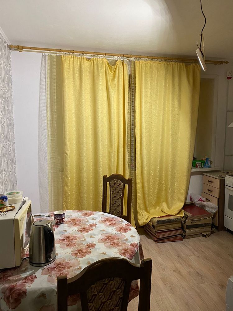 Возьму на подселение ,девочку в 2-х комнатную квартиру