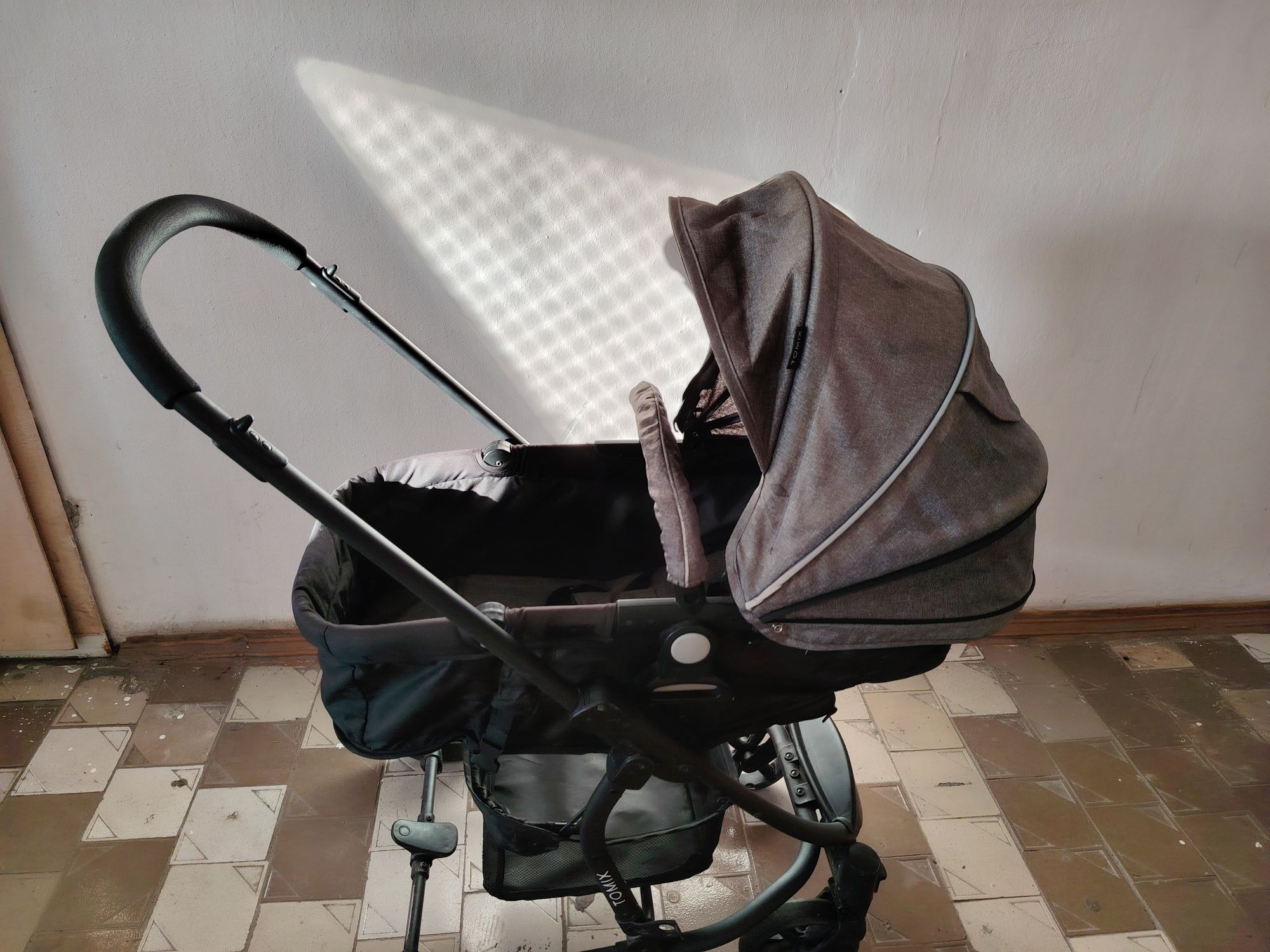 Продам коляску детскую