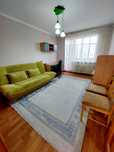 Продам 2х комнатную квартиру в центре.