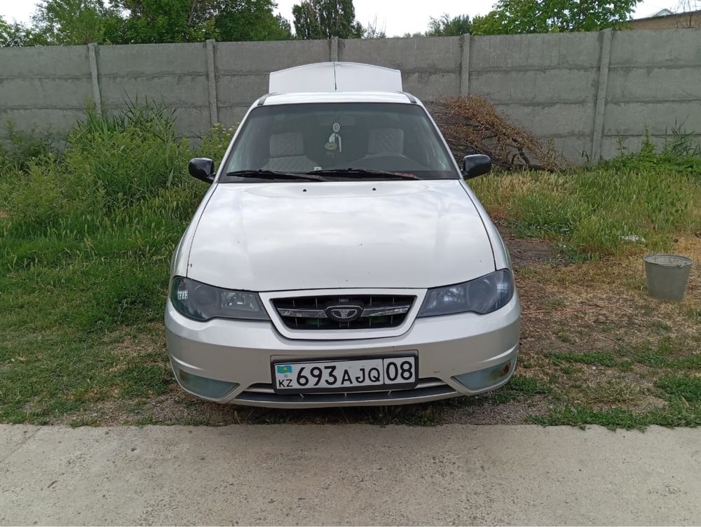 Продам срочно Машину