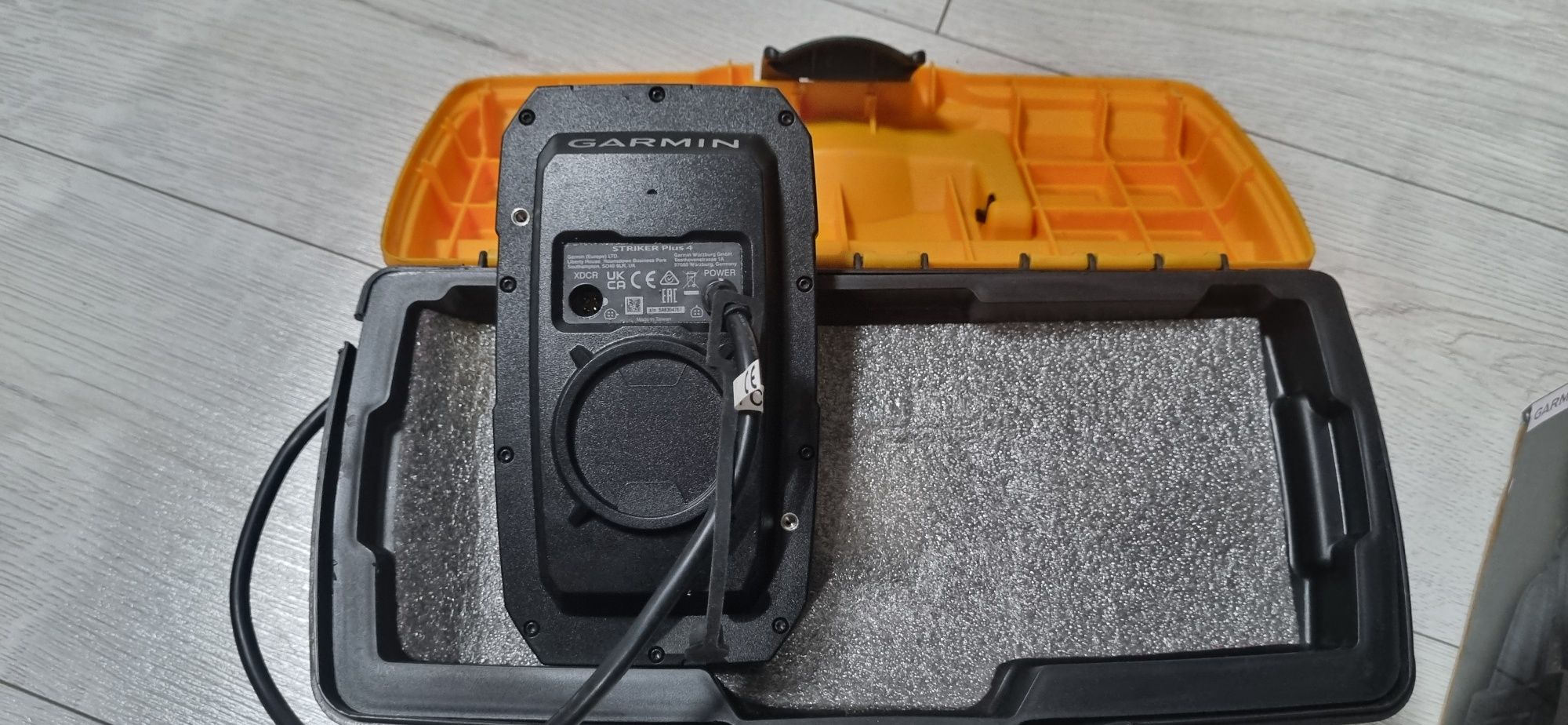 Эхолот GARMIN striker plus 4