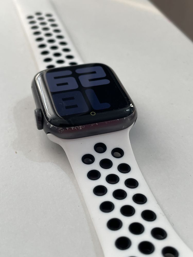 Apple Watch Series 4