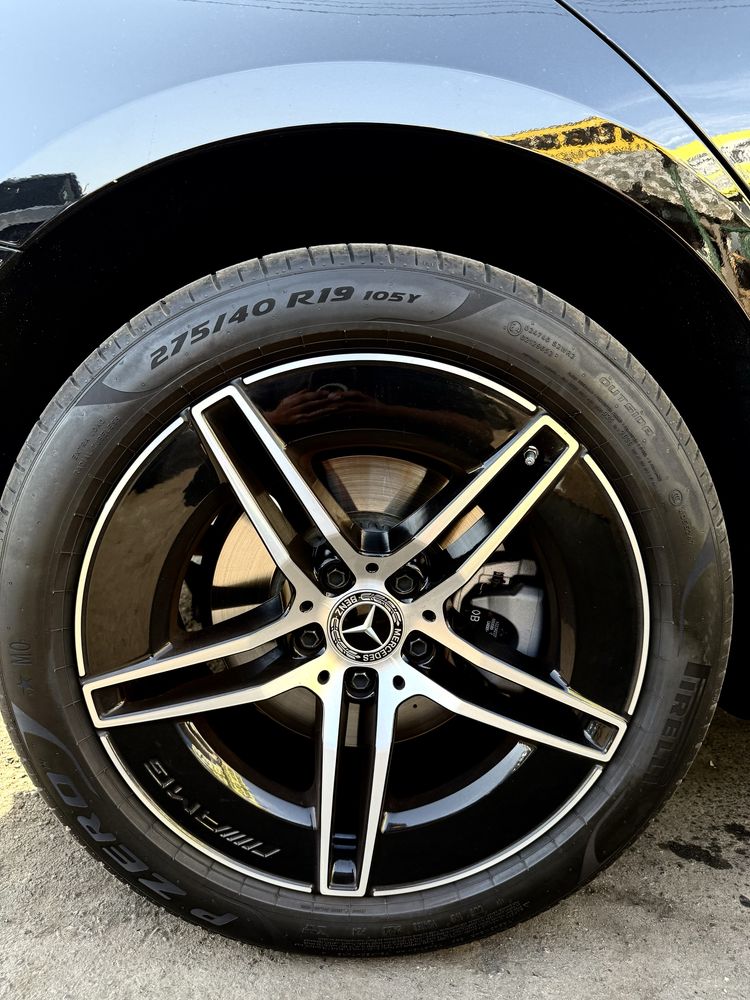 245-45 -R19 и 275 -45-R19 шины Pirelli с дисками AMG