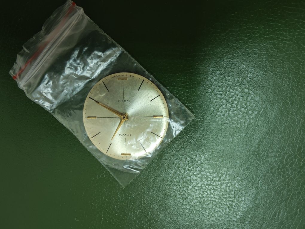 Продам часовые запчасти