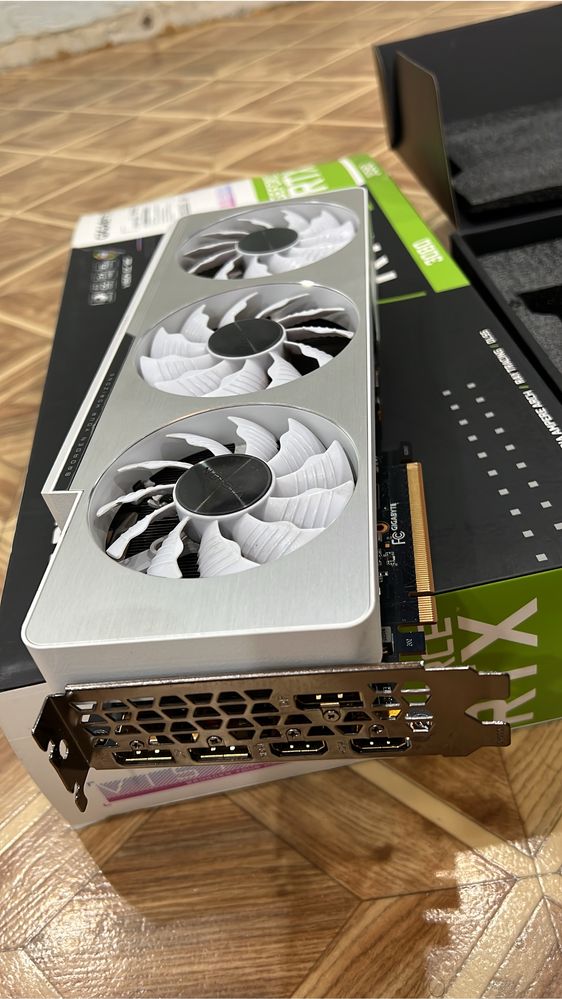 Видеокарта 3080 GIgabyte VISION OS
