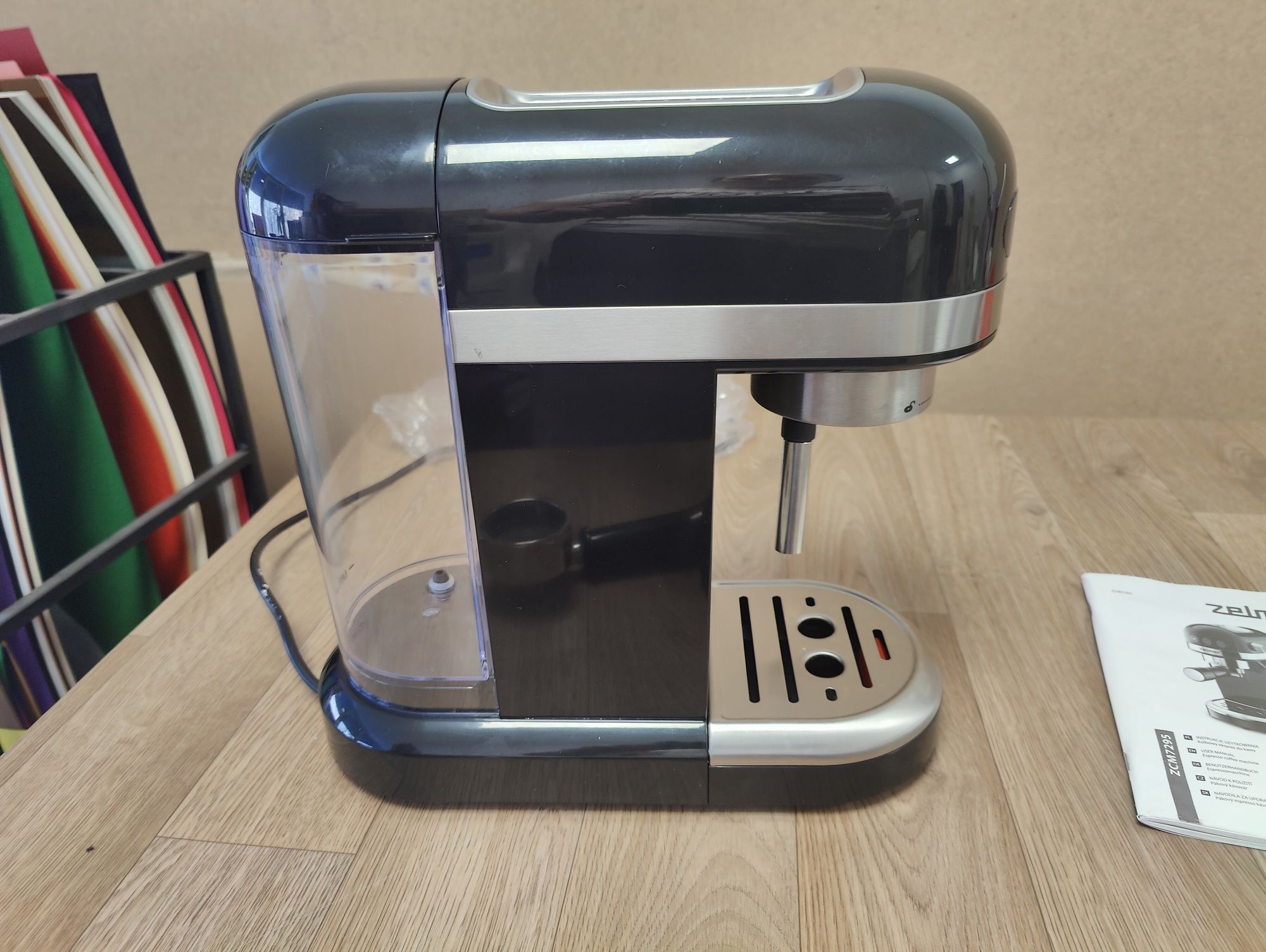 Кофеварка Zemler ZCM7295 новая.