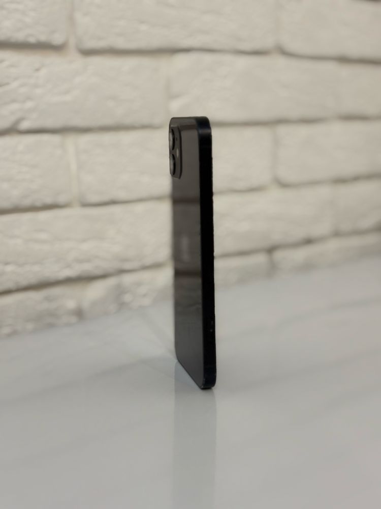 Iphone 12 , 80процент