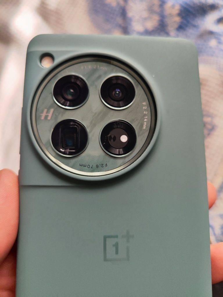 OnePlus 12 oxygen os