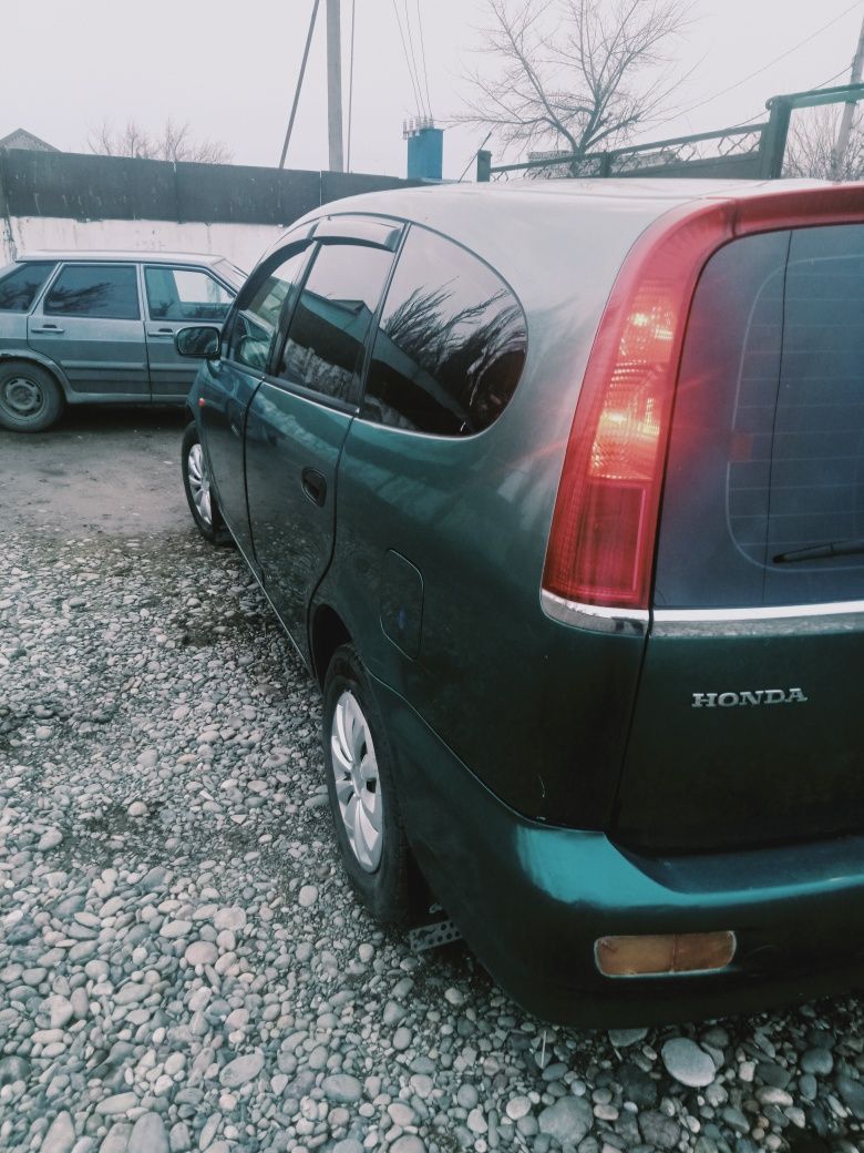 Семейное авто,в хорошем состояний не капризная без вложений,вариант на