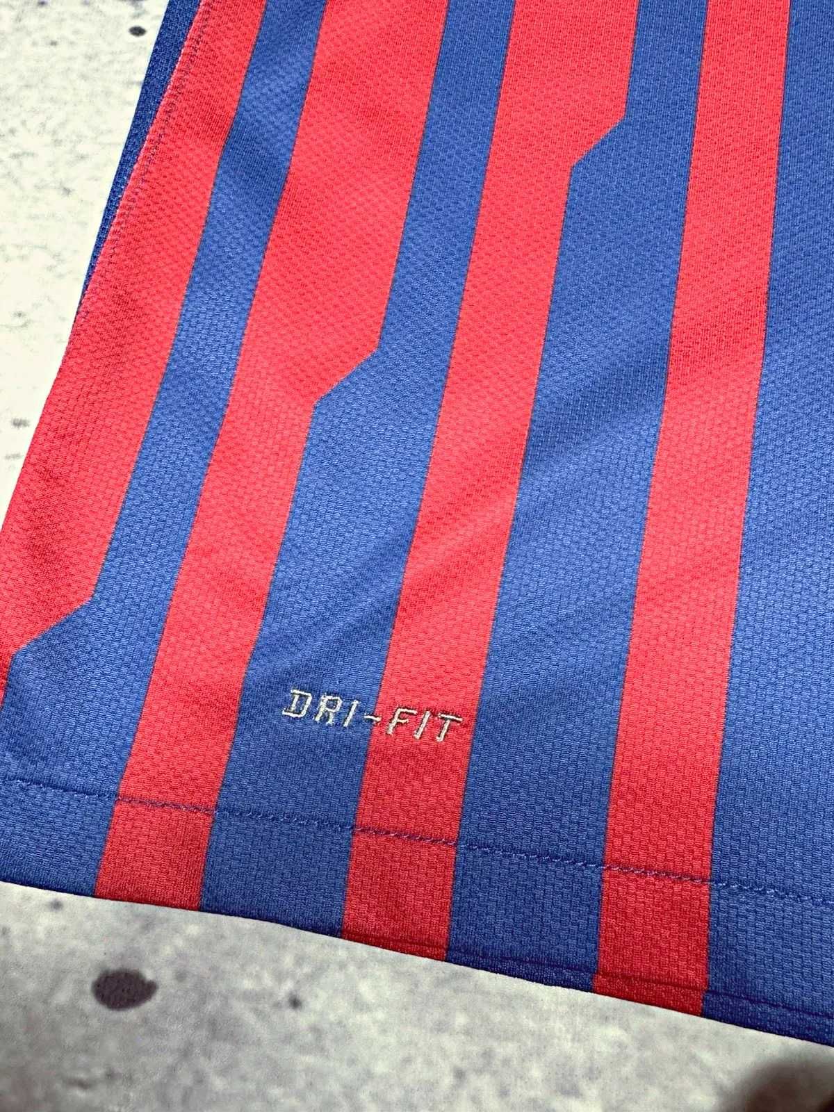 Продаётся футболка FC Barcelona Испания Оригинал!!!