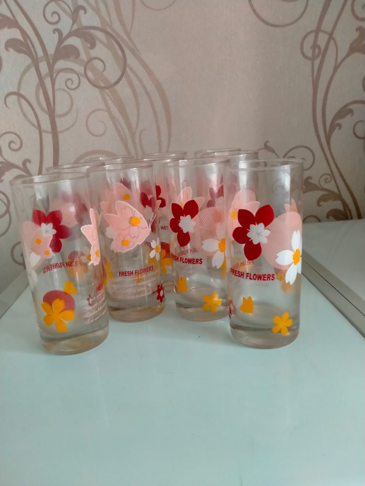 Продам стаканы б/у недорого.