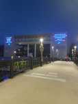 с подселением в квартиру девушка