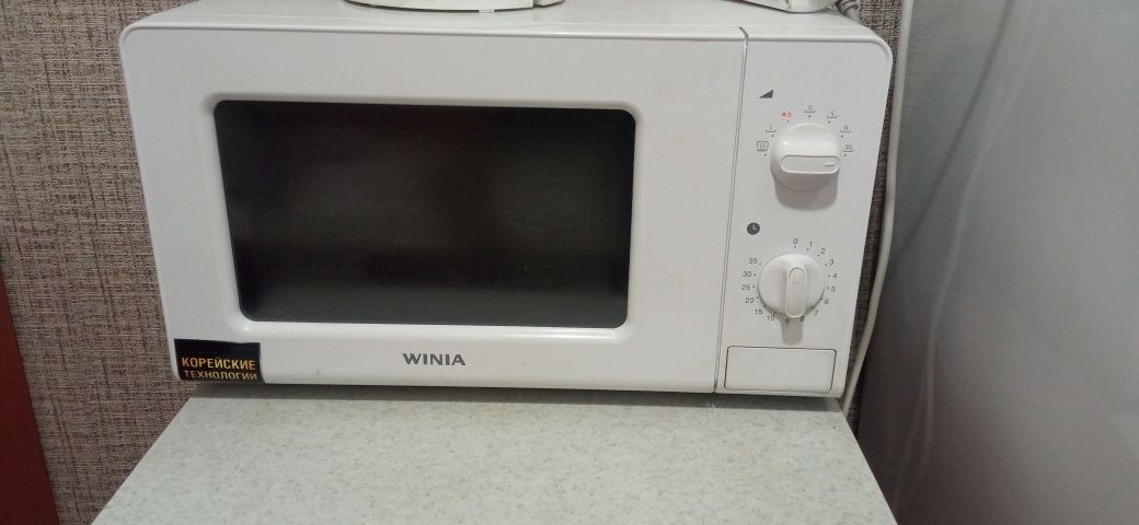 Микроволновка WINIA