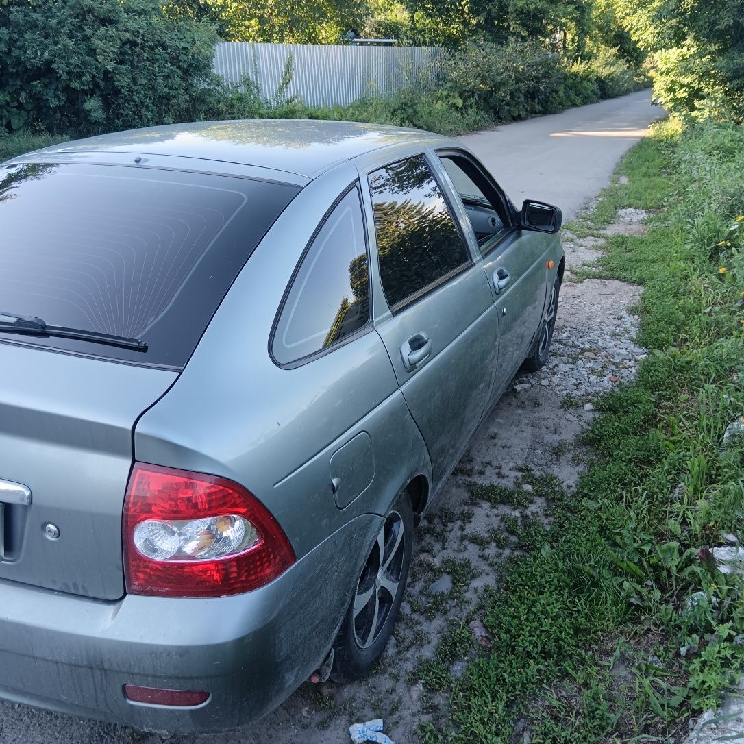 Продам живую приору не бита не крашеная