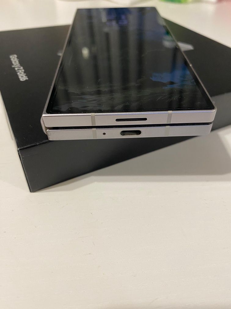 Samsung z fold 6