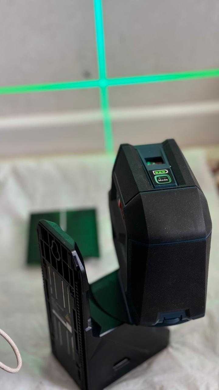 Срочно продается лазерный уровень Bosch GCL 2-50 G 50м, зеленый луч