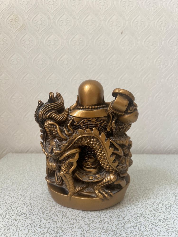 Статуетки продам