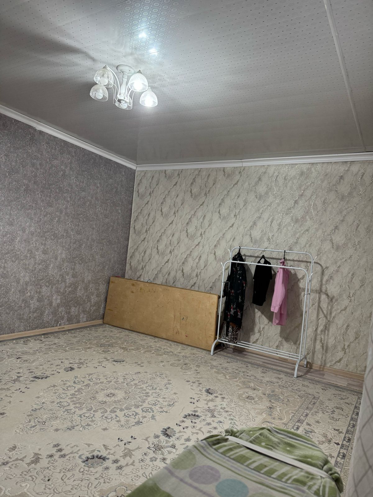 Үй сатылады тез арада