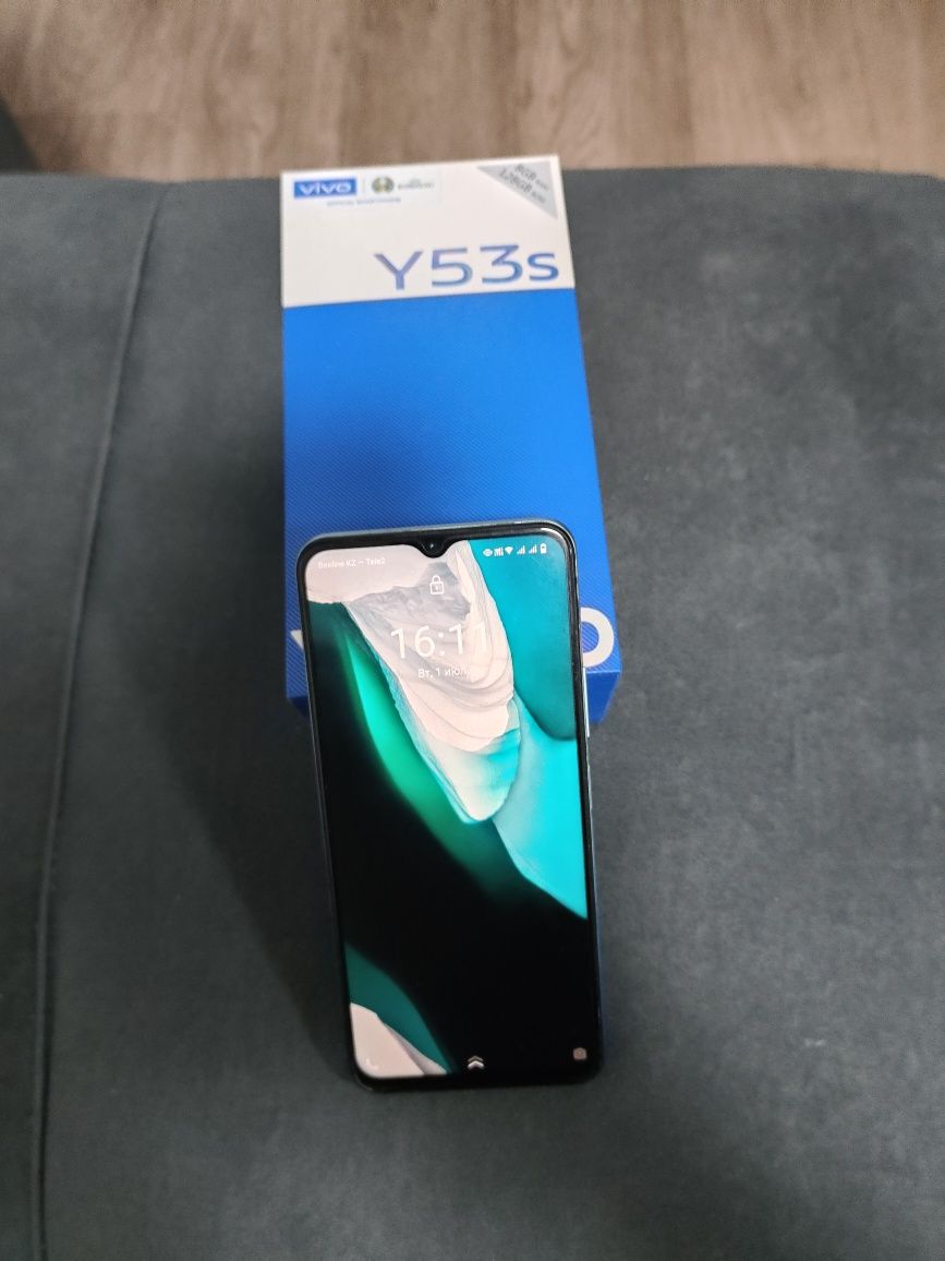 Y 53 Vivo продаю